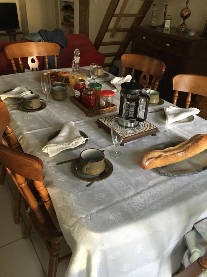 Le Petit Grange Bed & Breakfast Le Lindois Luaran gambar
