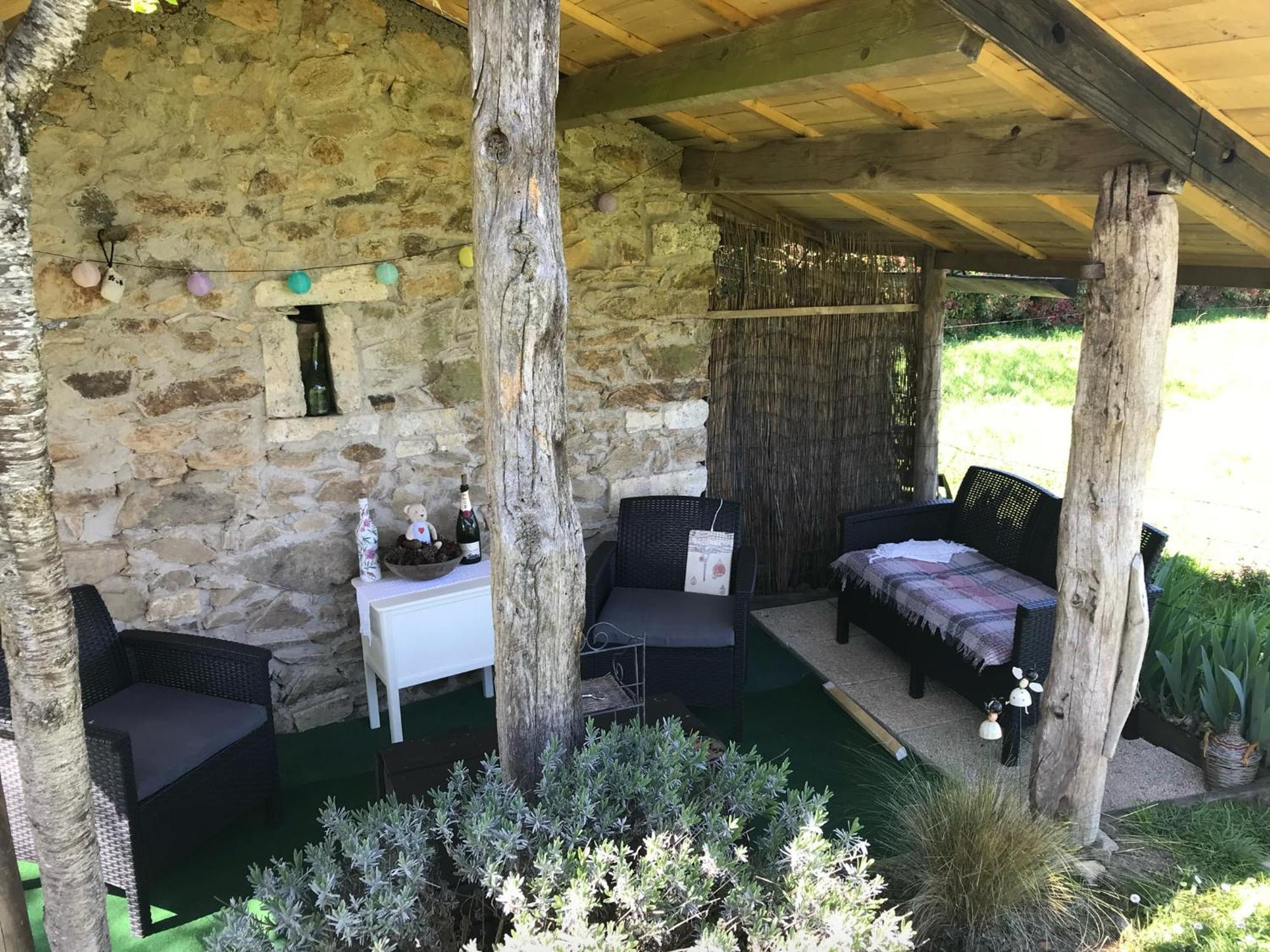 Le Petit Grange Bed & Breakfast Le Lindois Luaran gambar